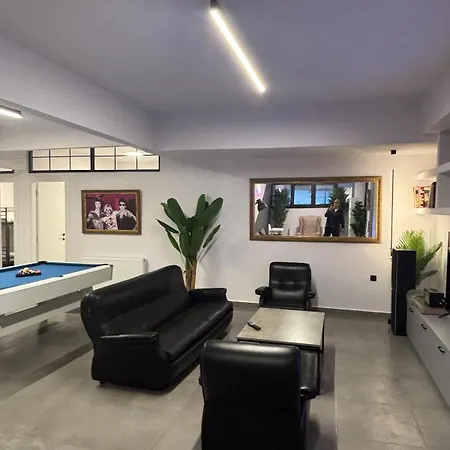 Rock N Roll Apartment, Downtown *