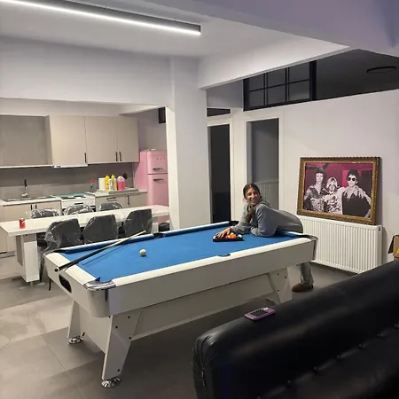 Rock N Roll Apartment, Downtown Appartamento Salonicco