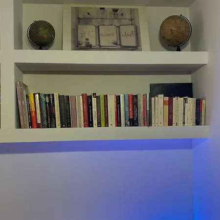 Rock N Roll Apartment, Downtown Salonic