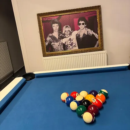 Apartman Rock N Roll Apartment, Downtown *